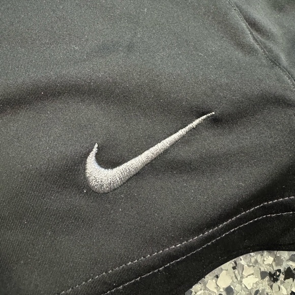 5 pairs of men’s Nike dry fit shorts being sold as a package - Picture 4 of 4